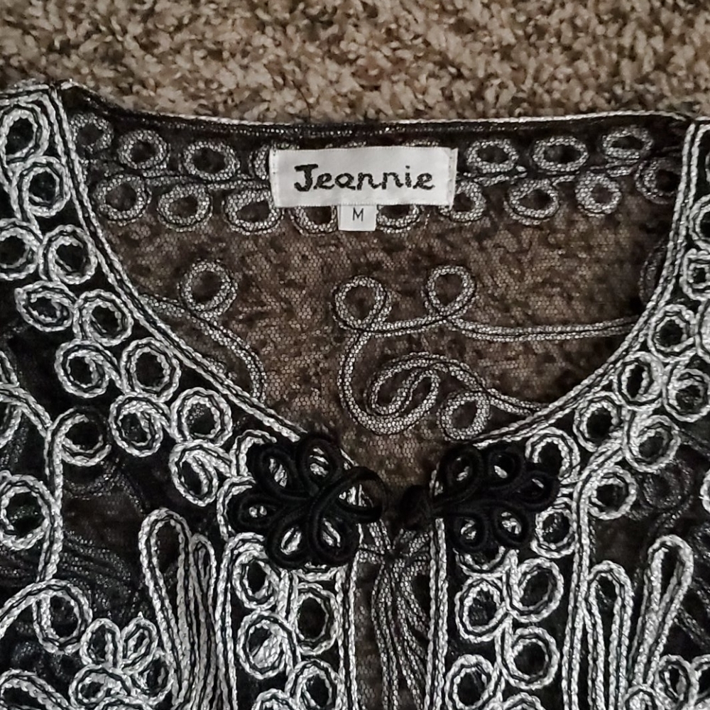 Jeannie mesh tunic with silver detail, size M - Picture 8 of 8